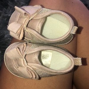 Baby soft sole shoes 3-6 months Carters